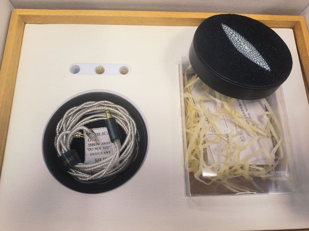 水月雨 (moondrop) 雪月花 ＆ 専用リケーブル