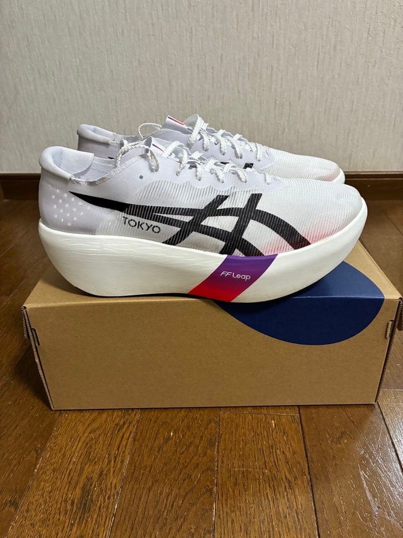 asics メタスピードレイ　27.0cm