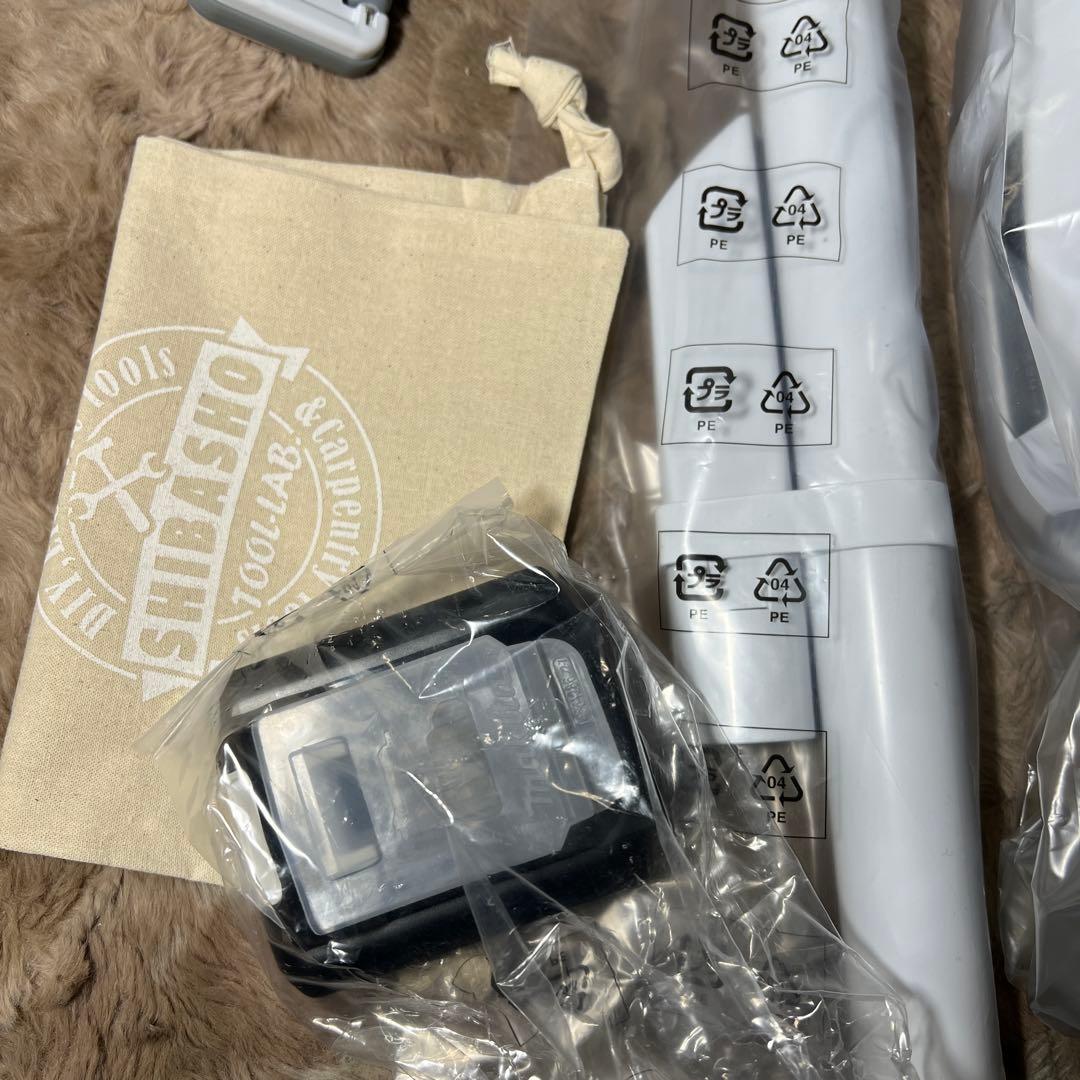 マキタ CL108FDSTW 充電式クリーナー