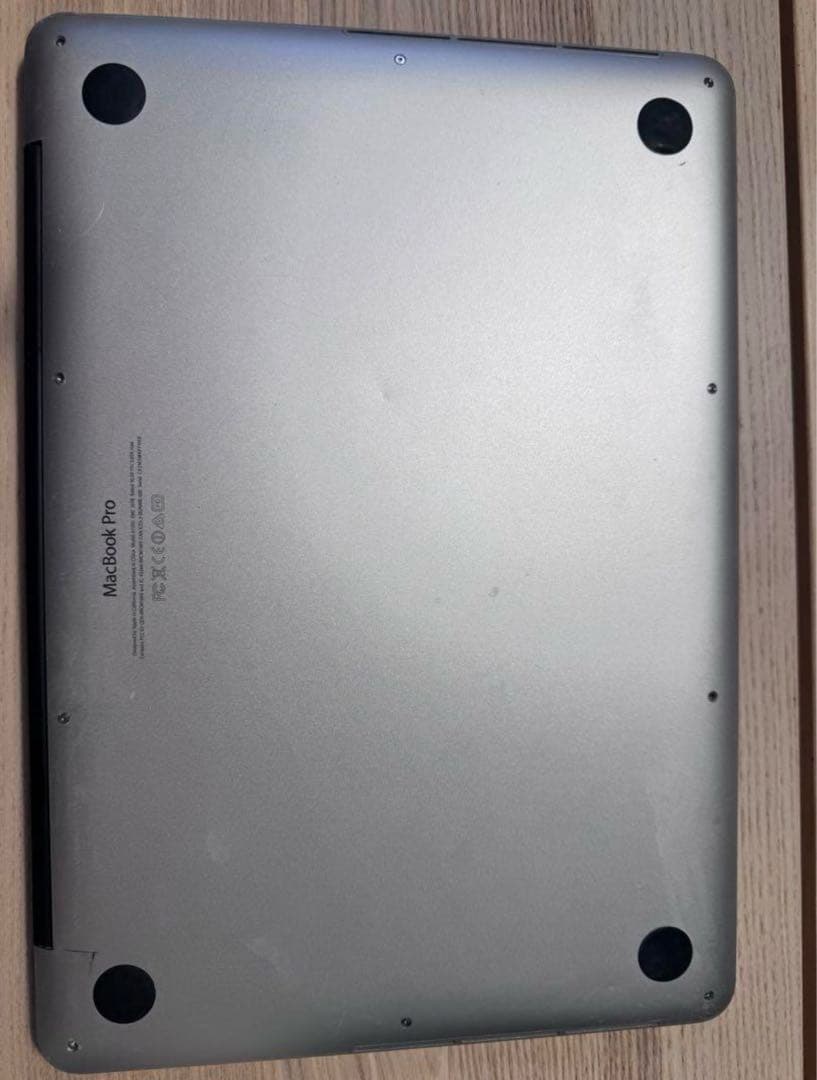 Apple　MacBook Pro 13 Retinaインチ　256GB