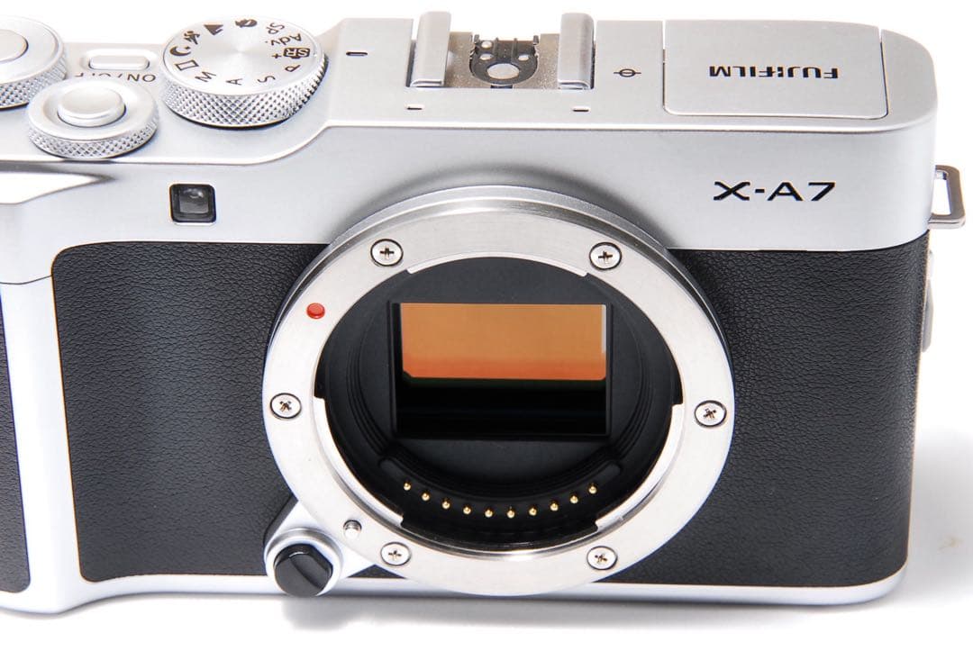 FUJIFILM X-A7 ボディ 3.5インチ 大型モニター Wi-Fi