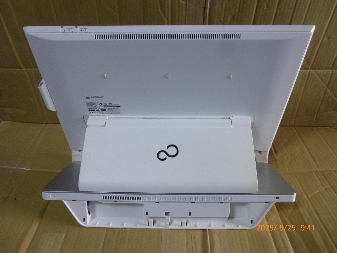 富士通　ESPRIMO WH53/S　i3→i7 HDD→SSDアップグレード