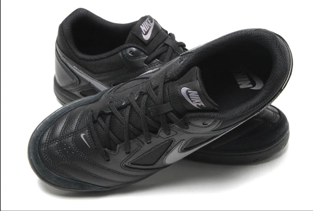 日本未発売カラー NIKE GATO ブラック 黒