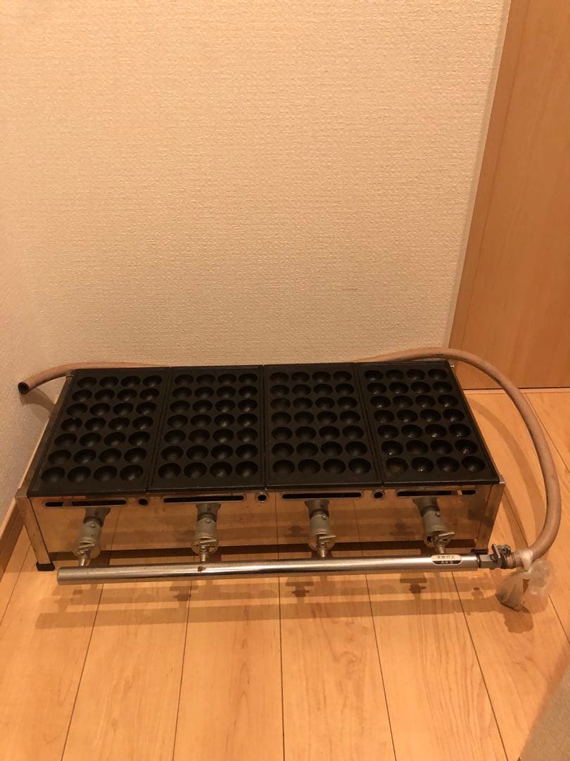 れいんぼう‼️ガス式たこ焼き器 28穴 ×4 業務用都市ガス