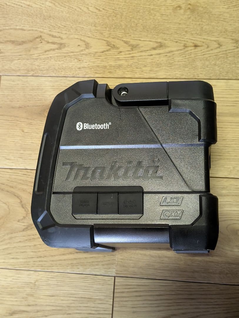 Makita MR200B Bluetoothスピーカー