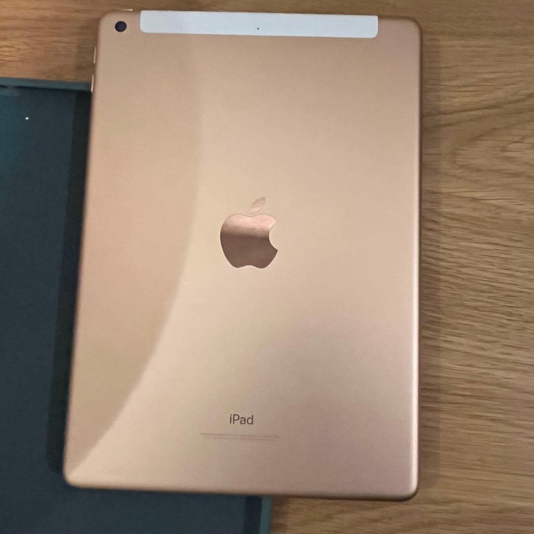 Apple iPad (第6世代) ゴールド 32GB セルラーモデル
