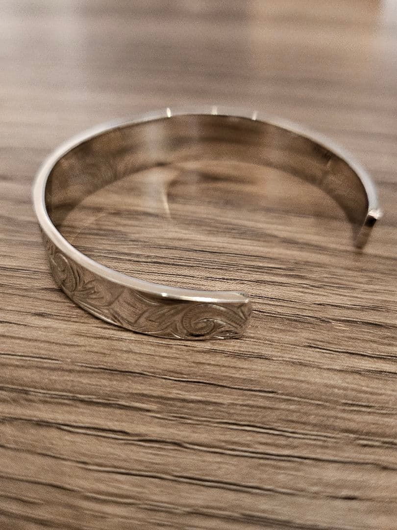 アイリービーチ　バングル　round bangle IBJ-001