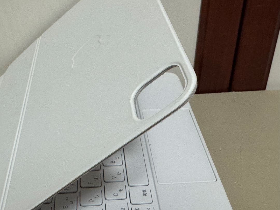 iPadPro 11インチ Magic keyboard JIS 白 本体のみ