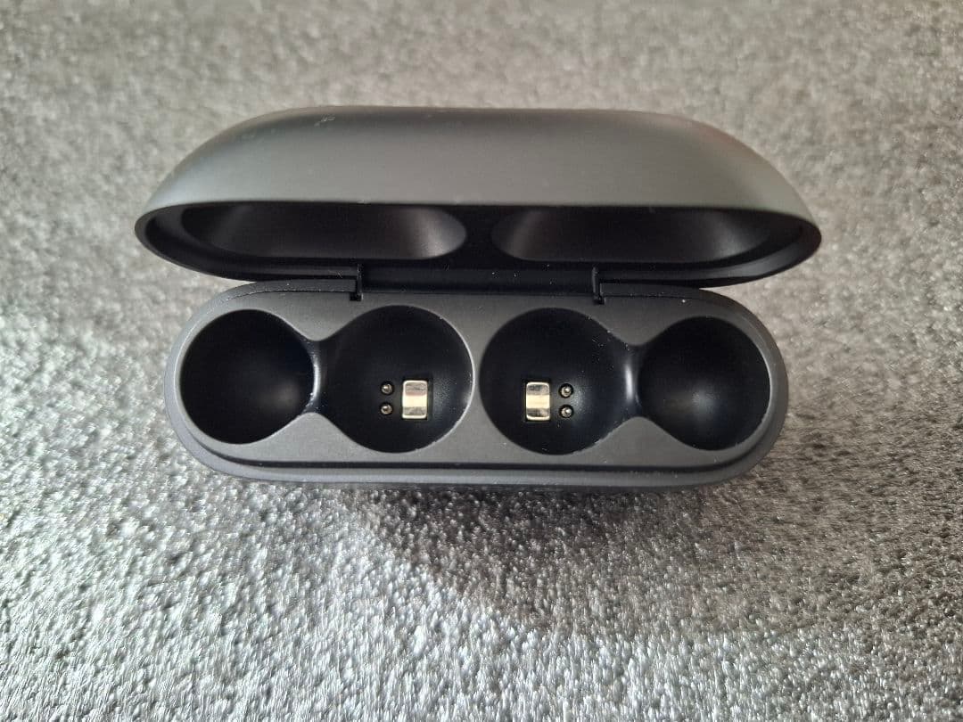 フォースambie AM-TW02 Black×Black