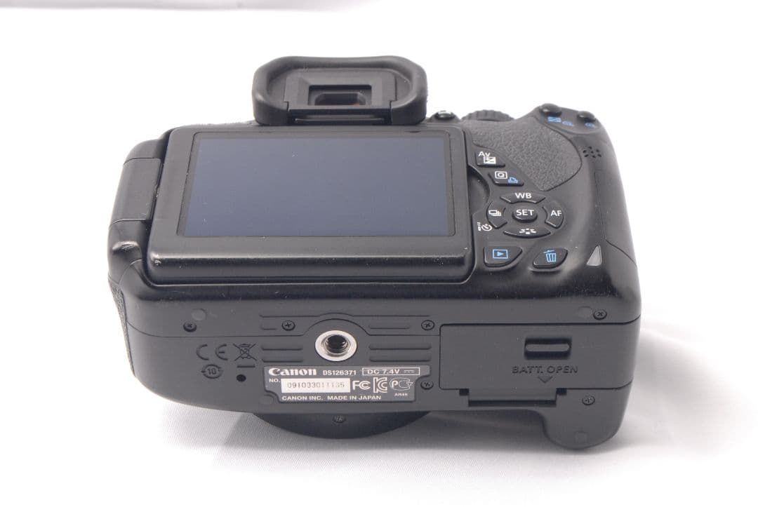 Canon EOS Kiss X6i ★望遠レンズ付Wレンズ☆ 一眼レフカメラ★