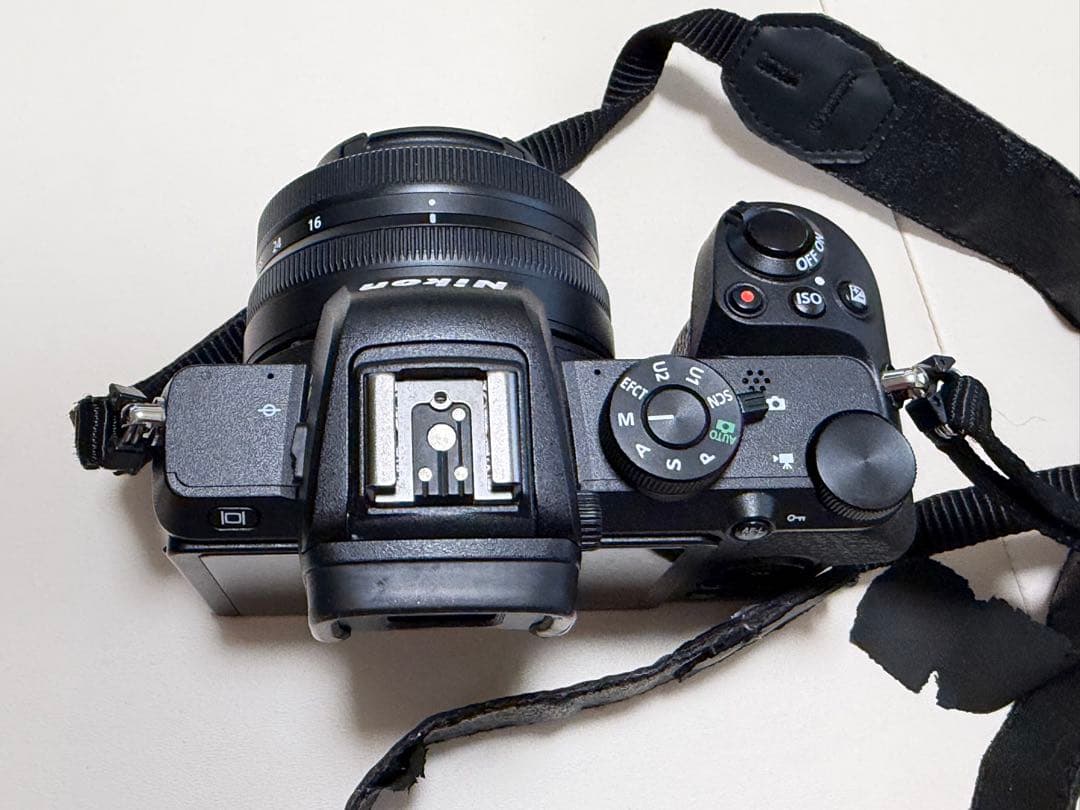 Nikon Z 50 ダブルズームキット レンズフィルター付　ミラーレスカメラ