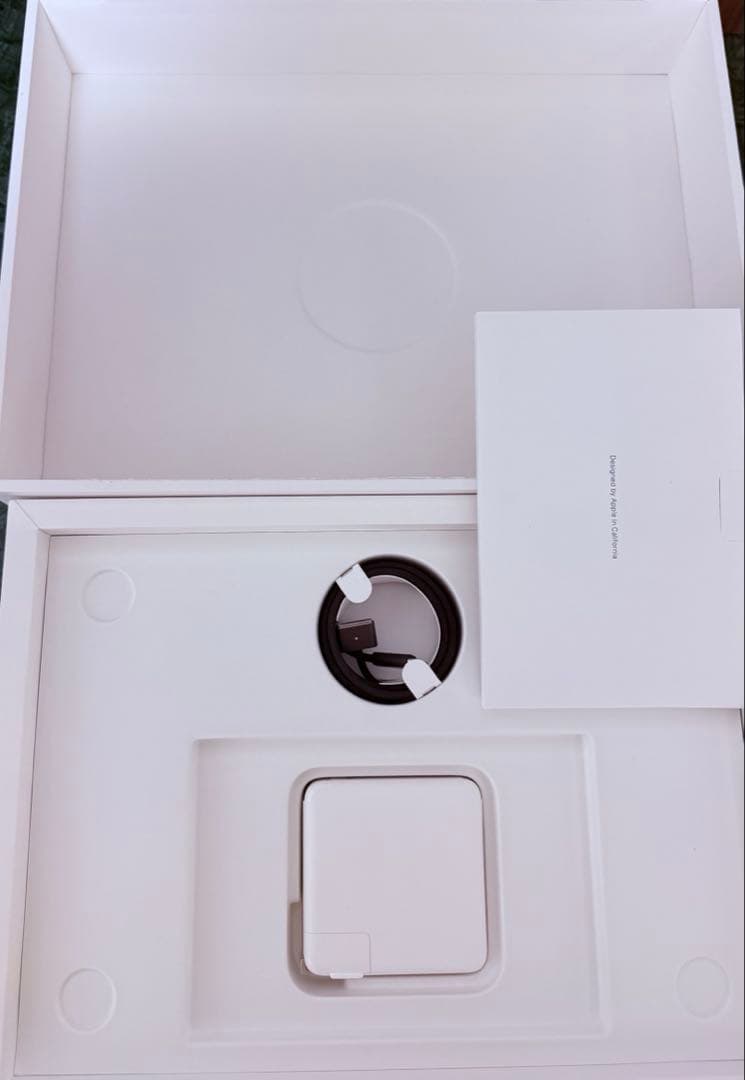 MacBook Pro 14インチ M4 16GB 512GB スペースブラック