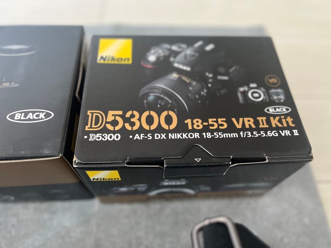 【美品】Nikon D5300 ダブルズームキット BLACK 望遠レンズ付き