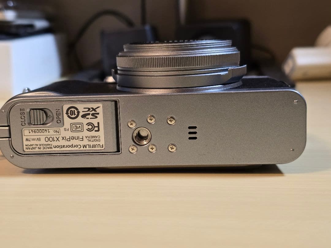 富士フィルムFINEPIX X100