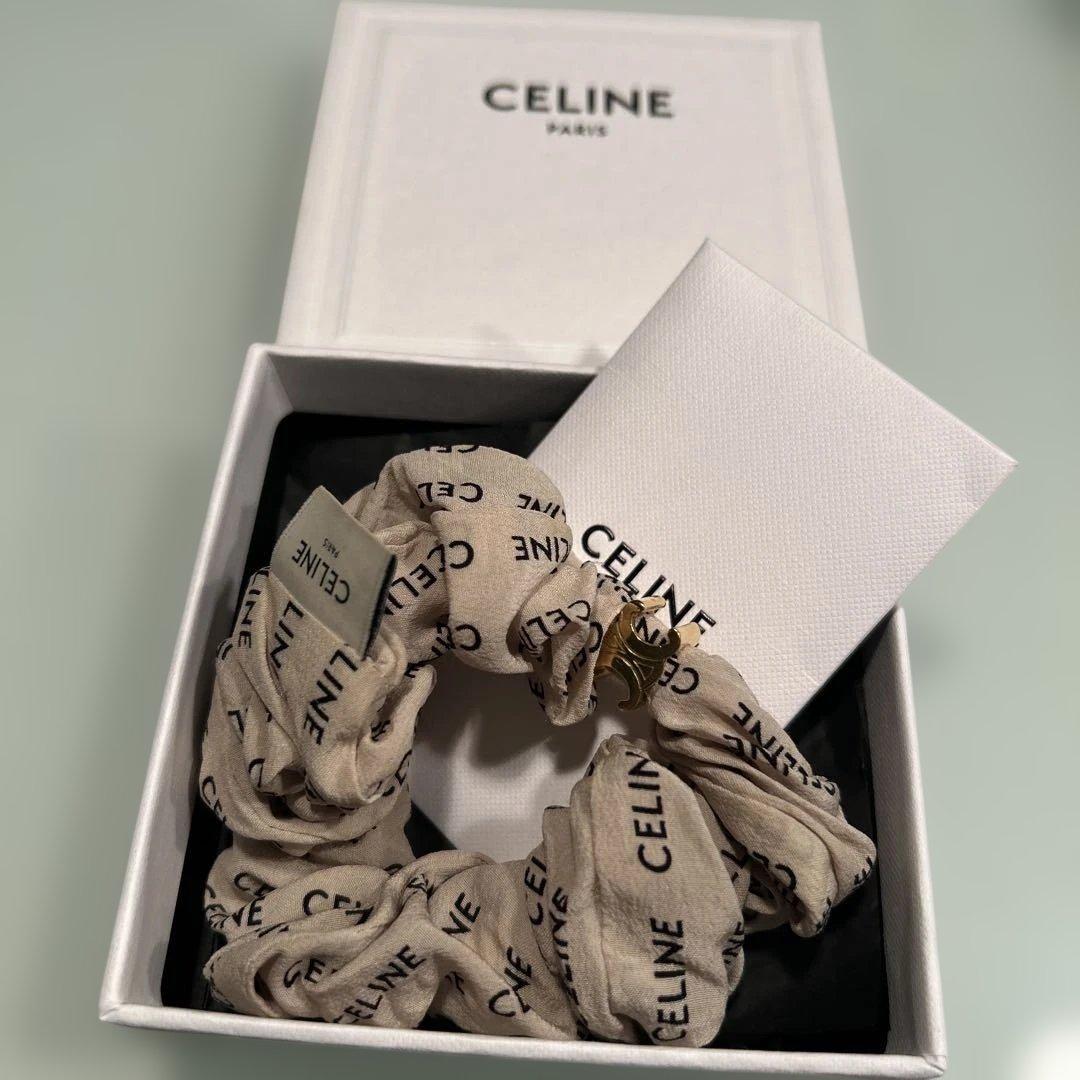 【trmn】CELINE ベージュ ロゴ シュシュ