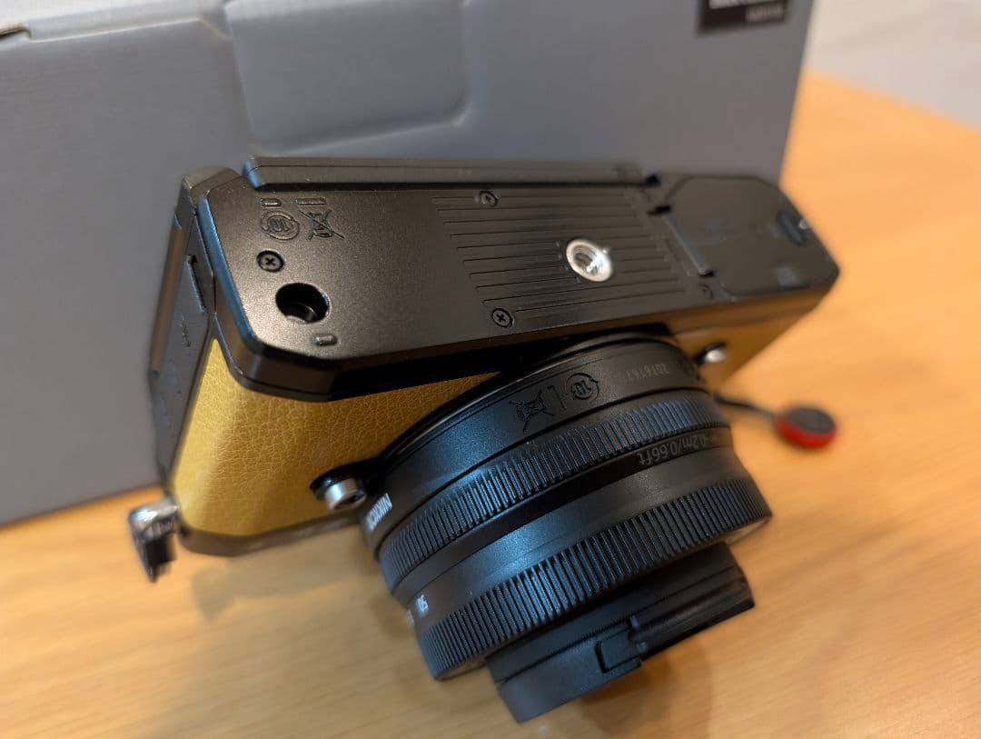 か*ー様 Nikon Z fc 16-50mm　マスタードイエロー