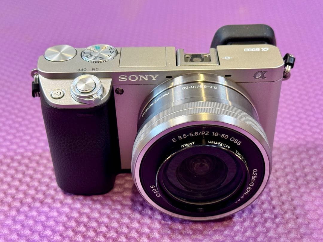 SONY α6000 ミラーレスカメラ　ダブルズームレンズキット