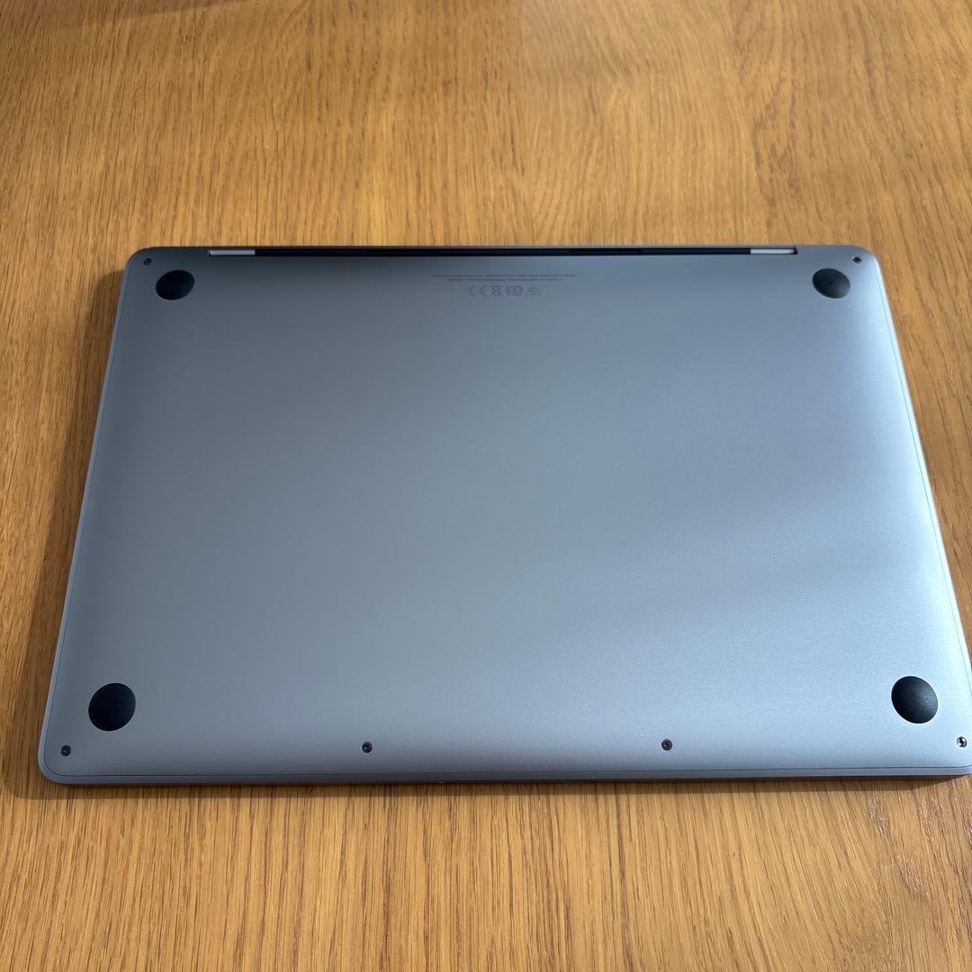 MacBook Pro 13インチ 2022 8GB/256GB