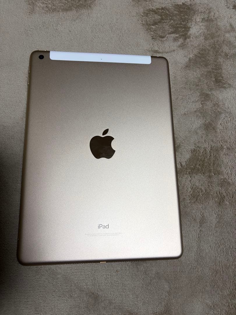 iPad Wi-Fi + Cellular 32GB ゴールド