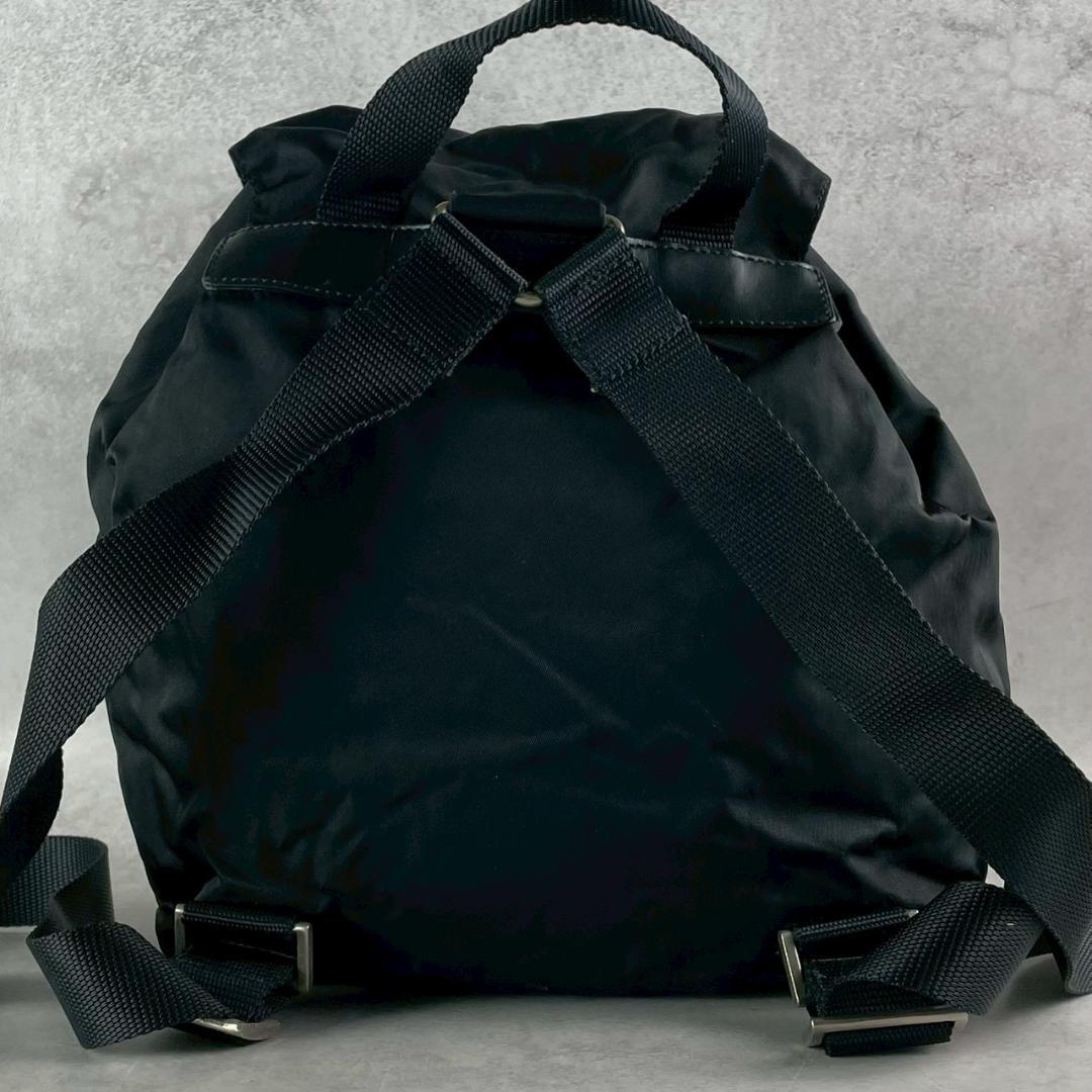 美品 PRADA プラダ ナイロン リュック レディース