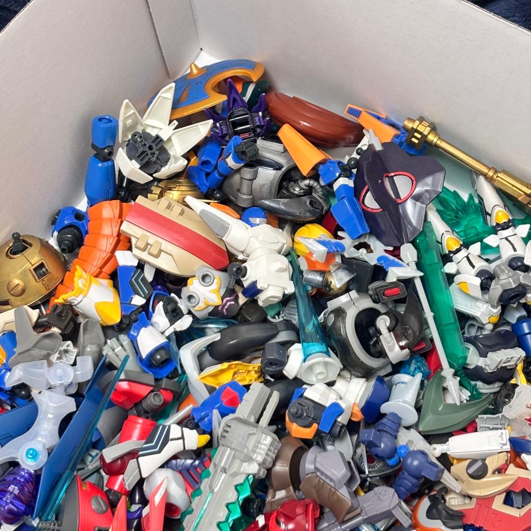 ユ*ー様 ダンボール戦機 LBX ジャンクパーツセット