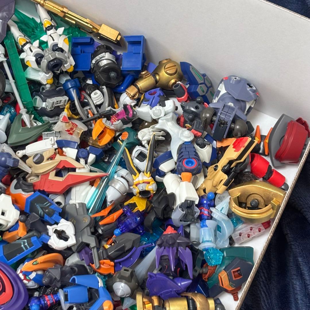 ユ*ー様 ダンボール戦機 LBX ジャンクパーツセット