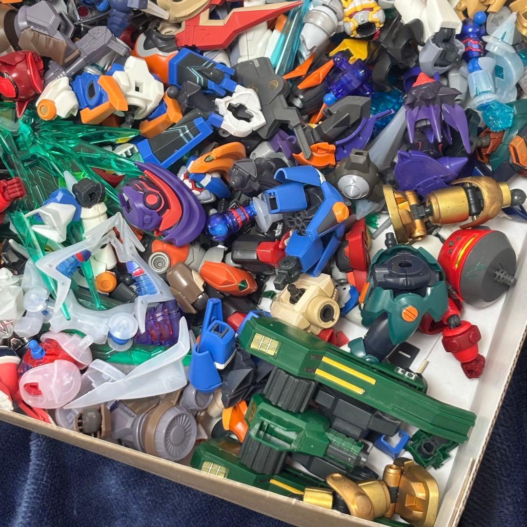 ユ*ー様 ダンボール戦機 LBX ジャンクパーツセット