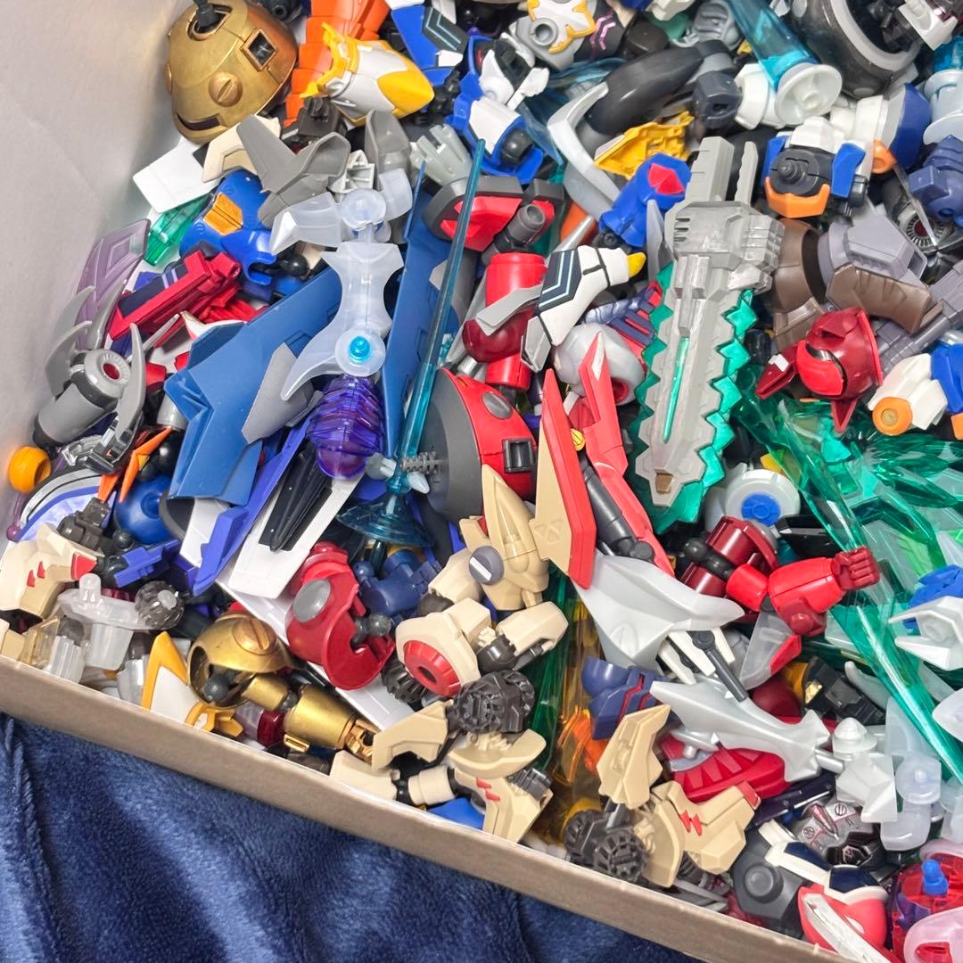 ユ*ー様 ダンボール戦機 LBX ジャンクパーツセット