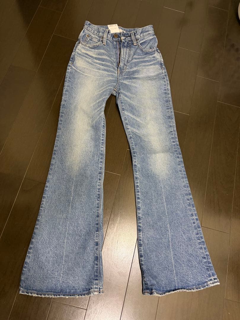 【新品 タグ付き】MOUSSY MVS FLARE STRETCH 24インチ