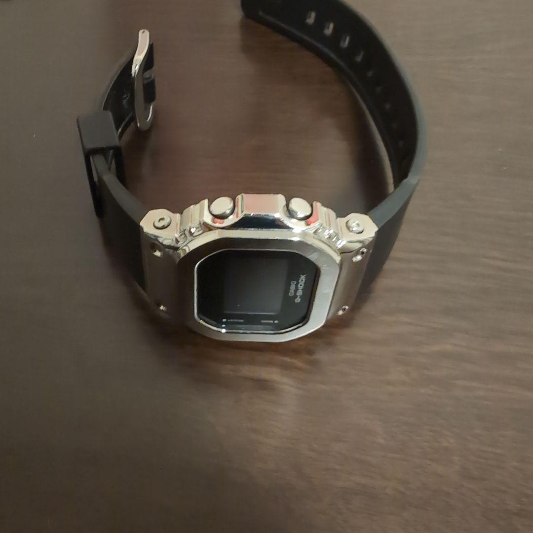 CASIO G-SHOCK メタル シルバー GM-S5600U-1JF