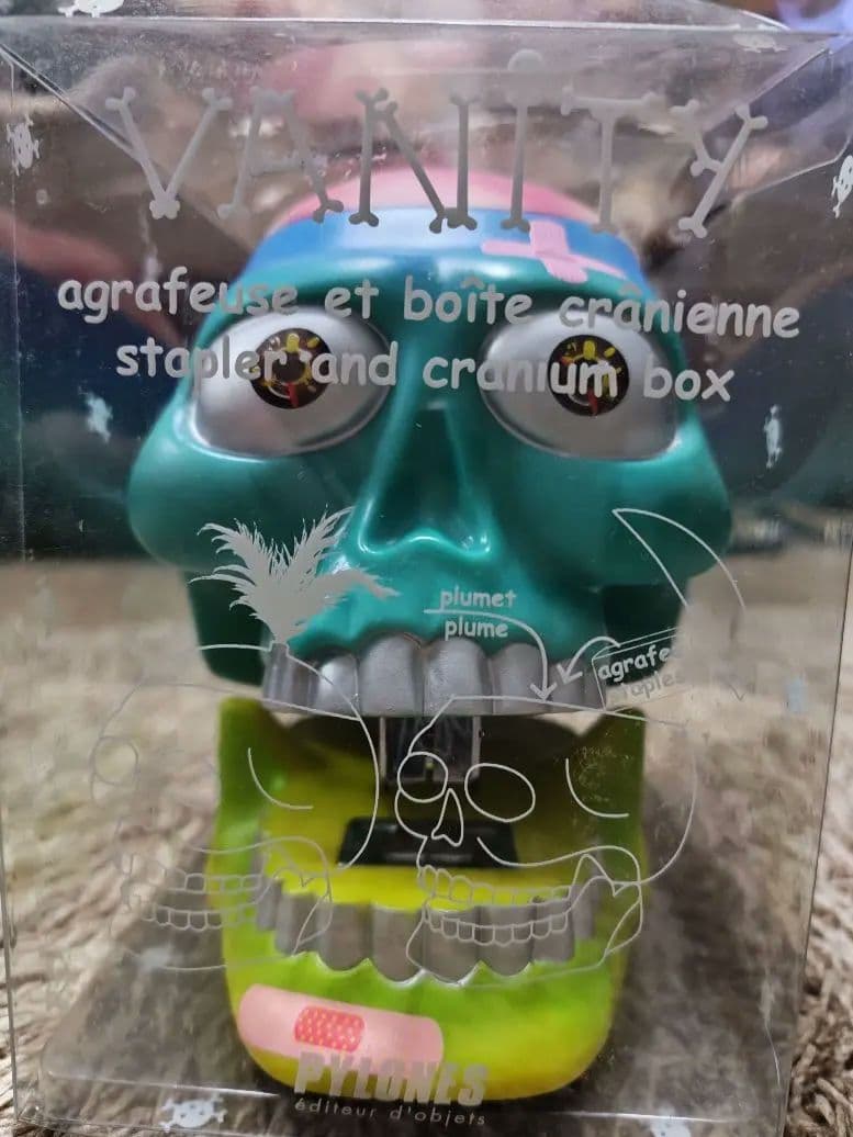 NAT08様用ピローヌ　スカル小物入れ　ホチキス