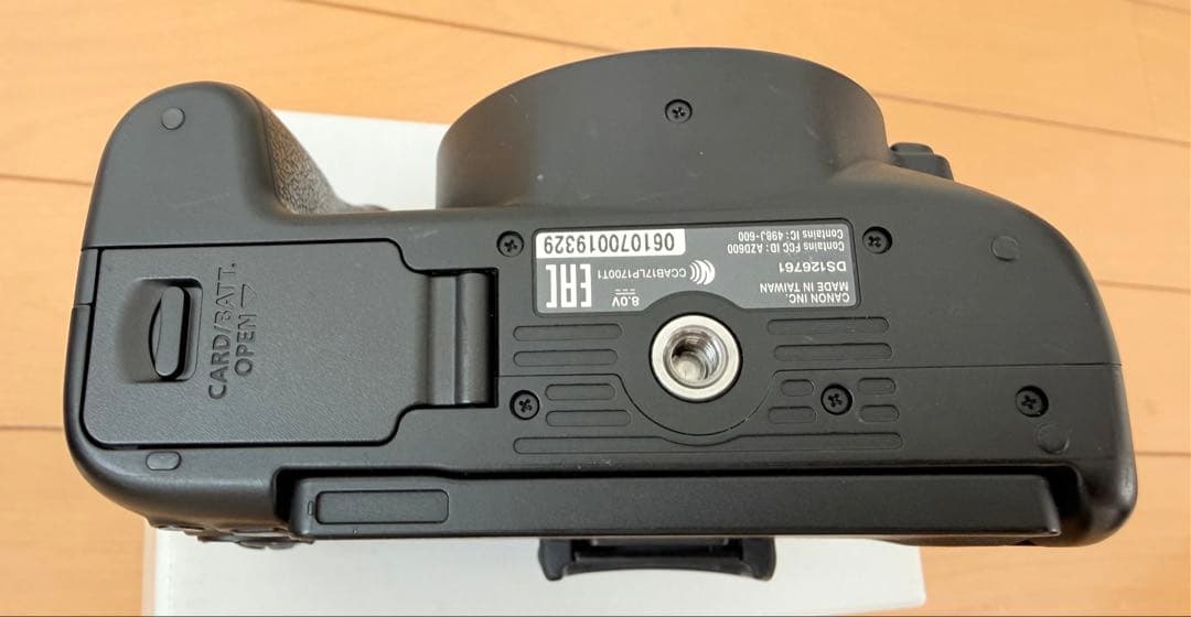 価格改定 Canon EOS Kiss X10 ダブルレンズセット