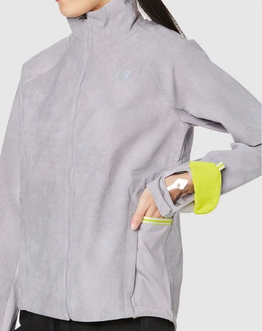 ニューバランス　裏起毛ランニングジャケット　Lレディース　トレーニング　アウター