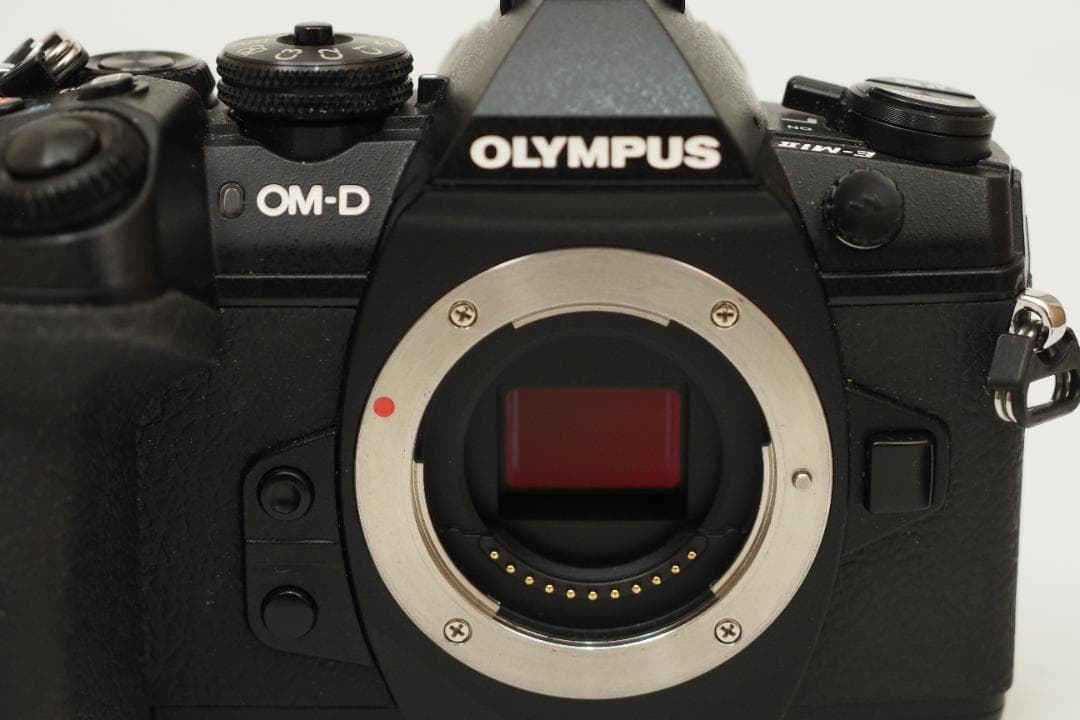 デジタルカメラ OLYMPUS E-M1 Mark2