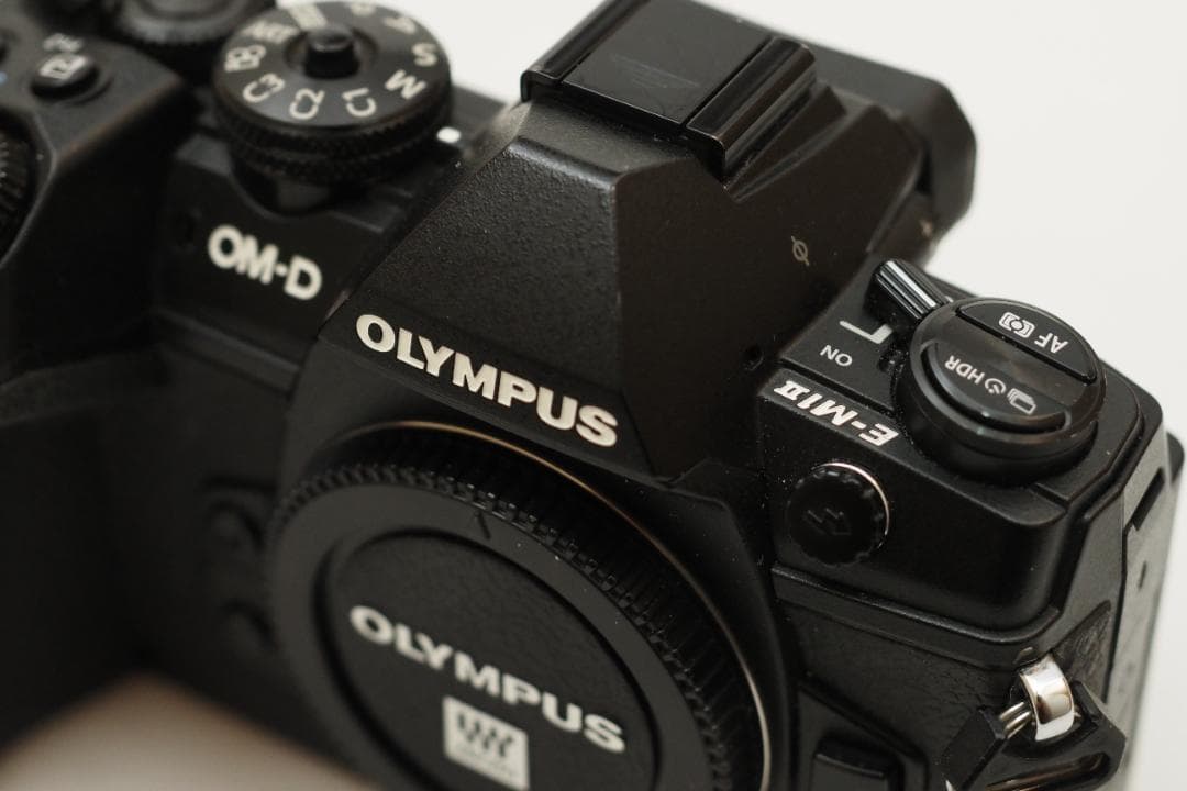 デジタルカメラ OLYMPUS E-M1 Mark2