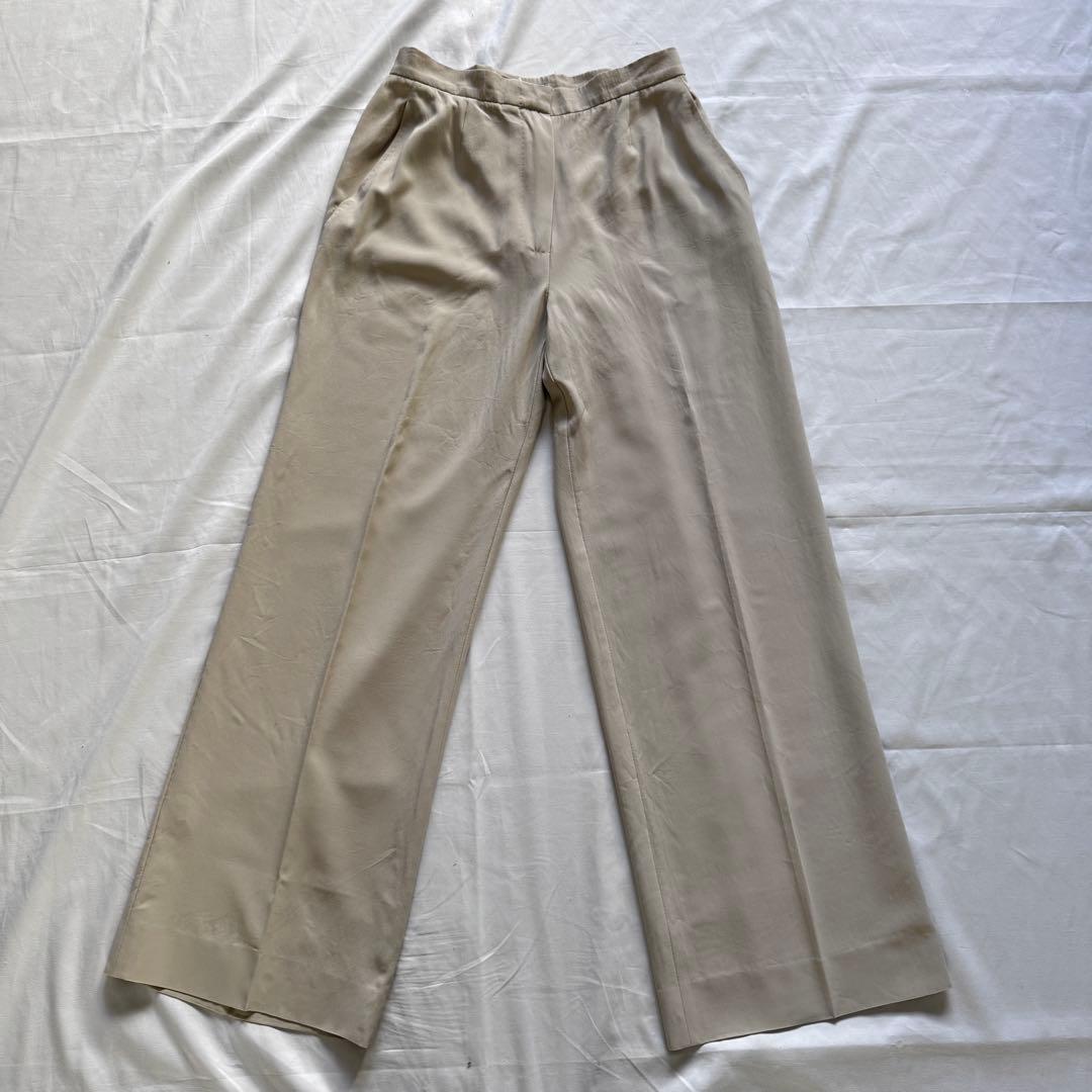 大きいサイズ42 MaxMara セットアップ　グレージュ　　パンツスーツ