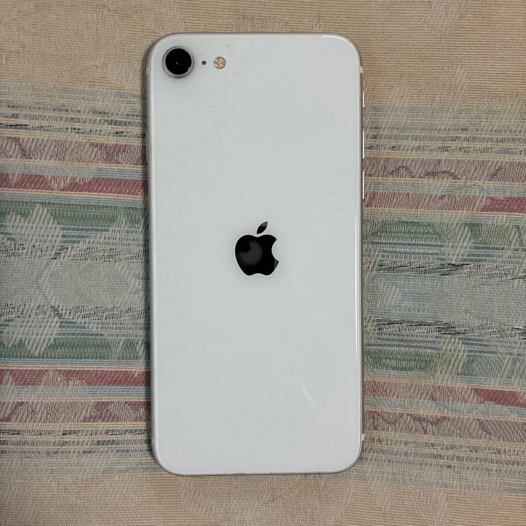 ⭐️美品⭐️iPhone SE第二世代　128GB ホワイト箱あり