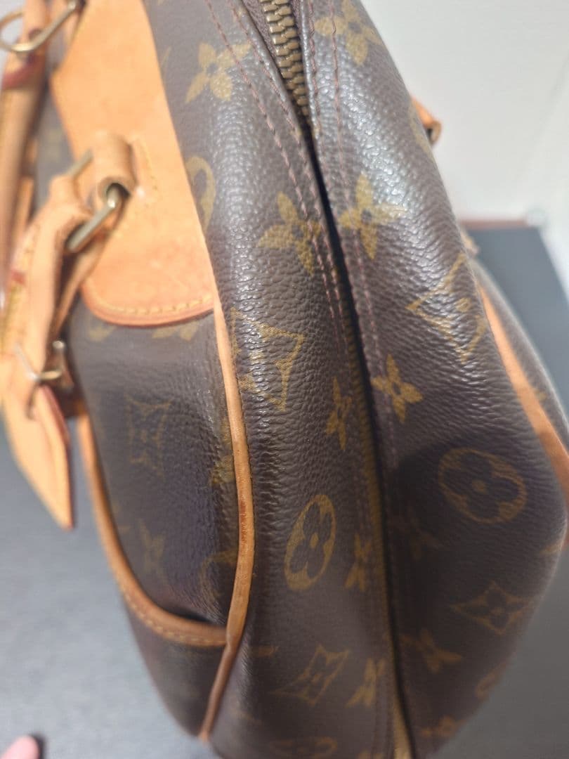 Louis Vuitton ドーヴィル　ハンドバッグ モノグラム