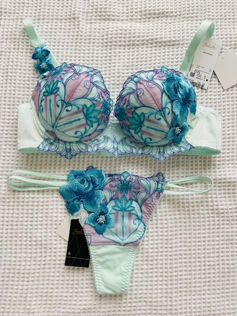 サルート　ブラD75 ソングM 61サイケデリック　ME