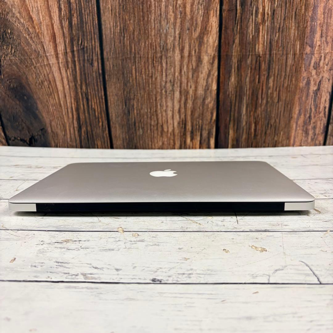 Apple MacBook AIR 2017 13インチ シルバー 充電器付