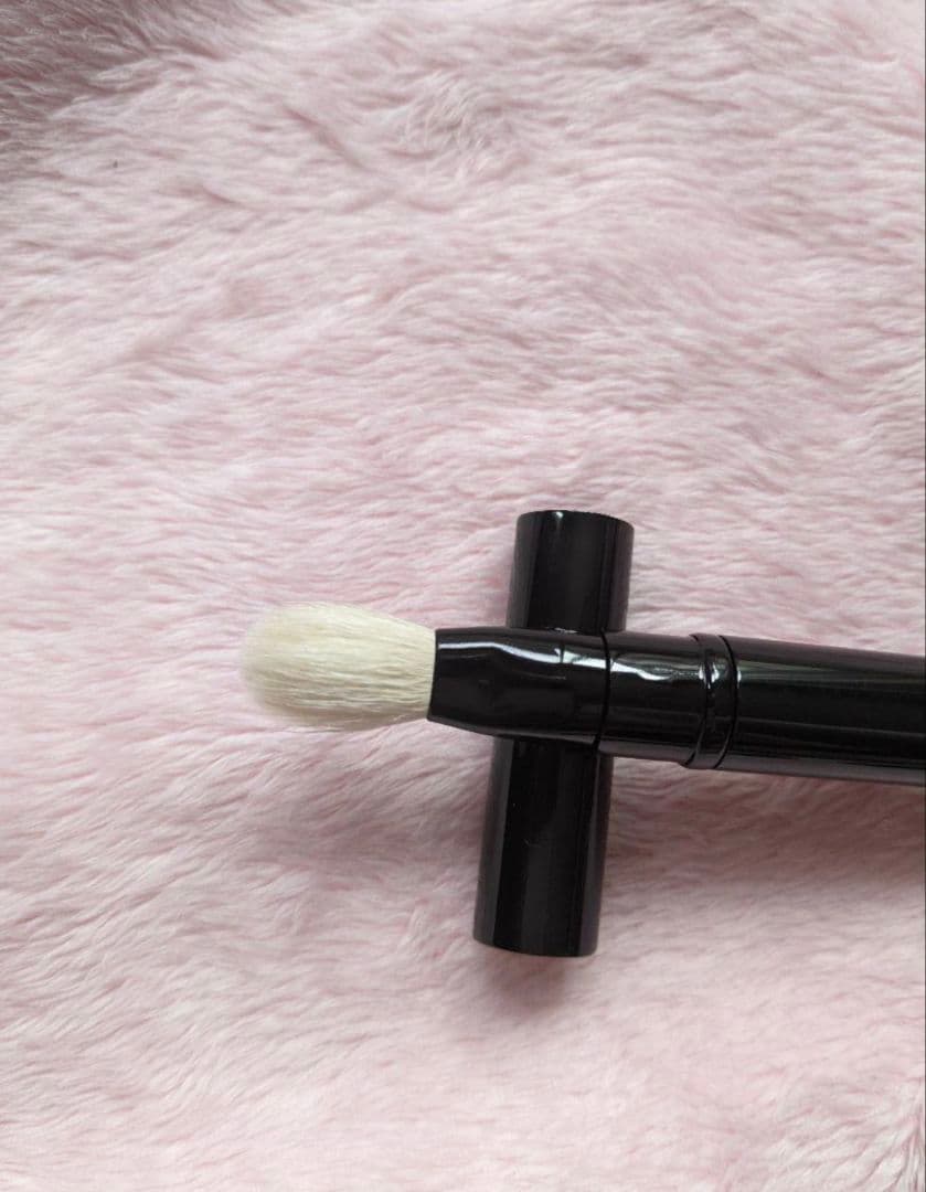 CHANEL シャネル　パンソーデュオ コントゥールブラシ1本　アイシャドウ