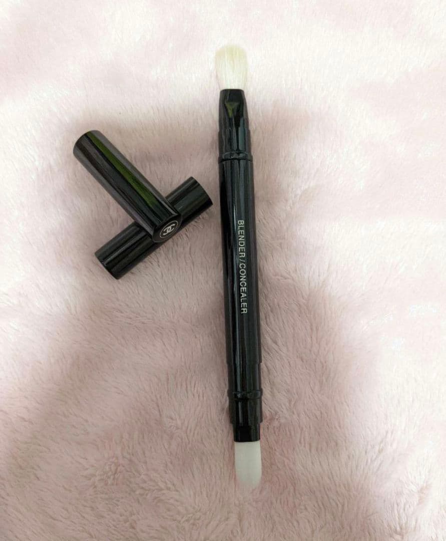 CHANEL シャネル　パンソーデュオ コントゥールブラシ1本　アイシャドウ