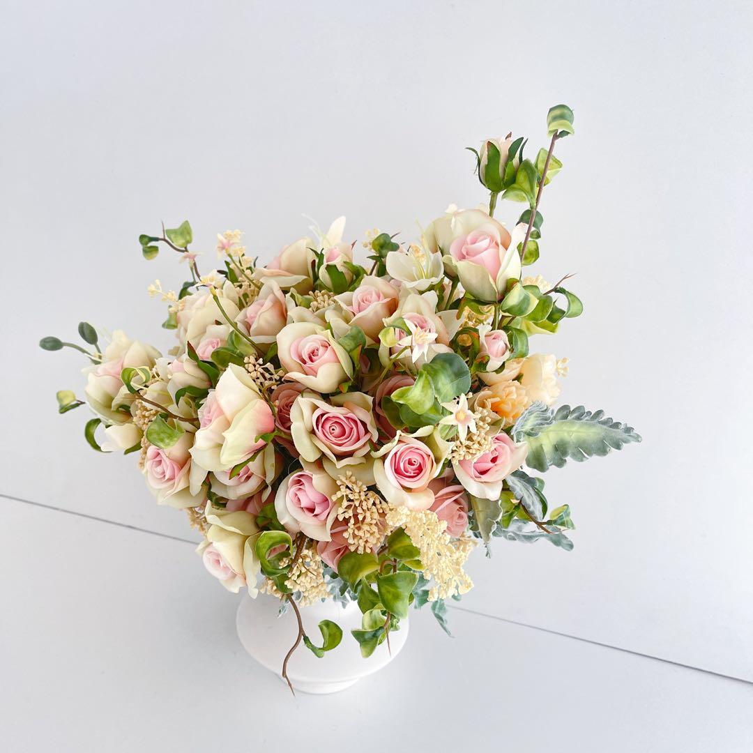 光触媒フラワーアレンジメント｜ローズを贅沢に束ねた くすみカラーの高級アレンジ