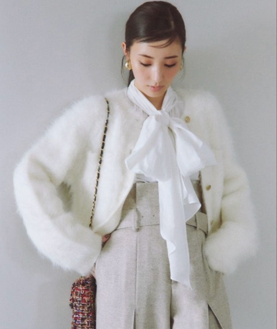 FRAY I.D アルパカ混クロップドニットカーディガン　アイボリー