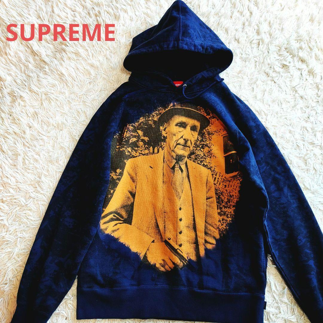 シュプリーム パーカー プルオーバー ビッグロゴ プリント カモフラ 人物