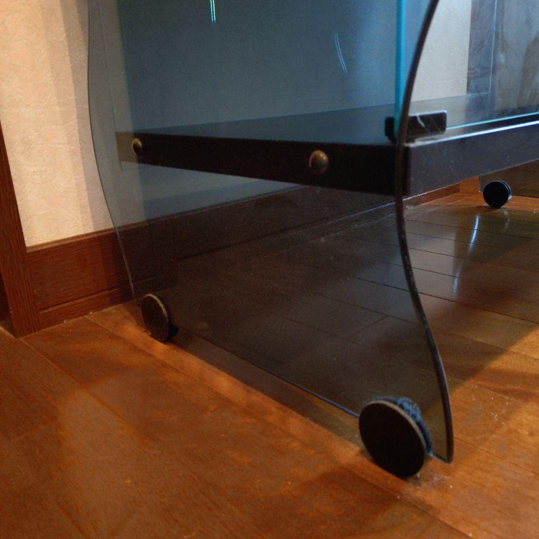 強化ガラス製シェルフ　ショーケース