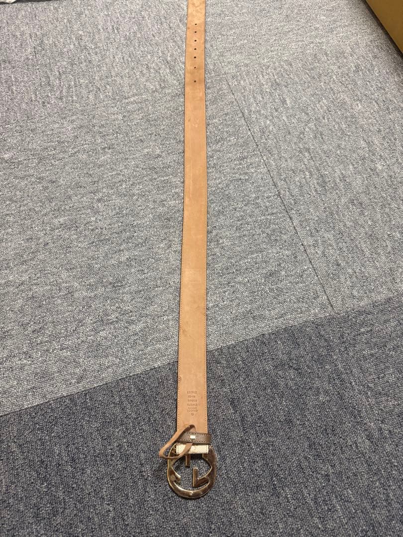 GUCCI GGロゴバックル ベージュレザーベルト 80-32