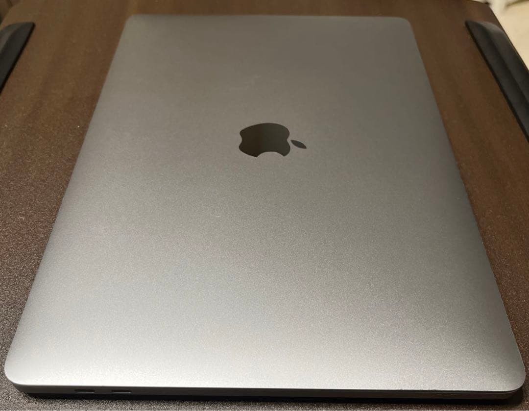 Mac book pro 13インチ A2289