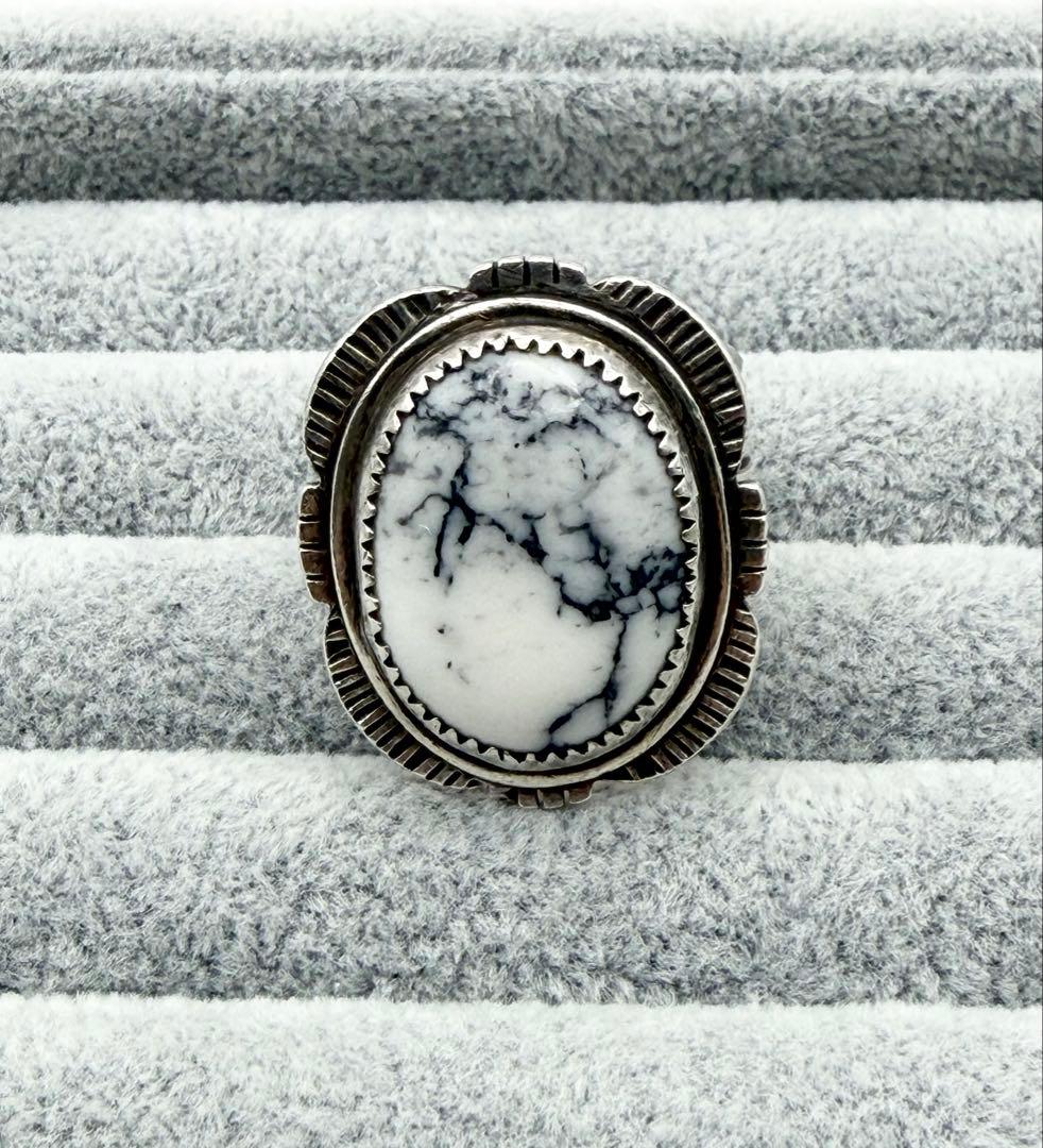 ナバホ族 シルバー925 ホワイトバッファローリング インディアンジュエリー