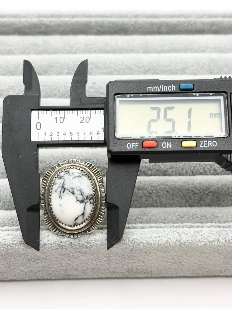 ナバホ族 シルバー925 ホワイトバッファローリング インディアンジュエリー